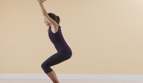 Yoga Stull pose fir Gewiichtsverloscht
